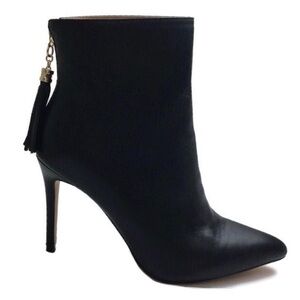 ThingsIICome Bailee Like New Black Leather Tassel Stiletto Ankle Boots Size 8.5